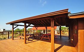 ペンション与那覇岳